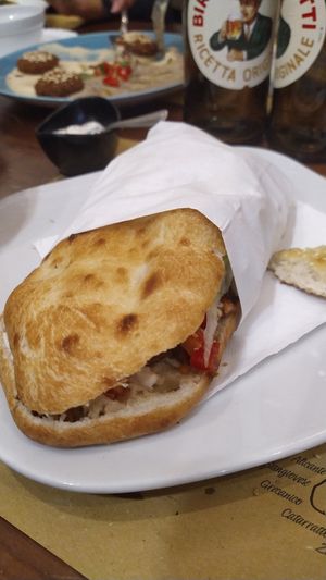 vegan kebab at Pizzeria Little Star in Cagliari