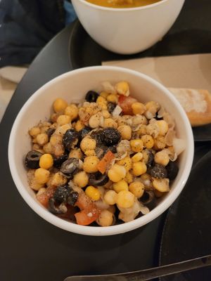 Chickpea ensalada at Zuppa in Madrid