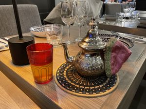 Le thé à la menthe est parfait . #Veganuary at Sham - Mont Royal in Montreal