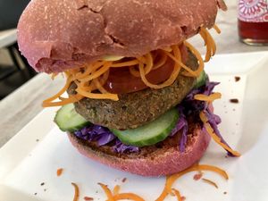 unicorn burger II at Veganbar in Bremen