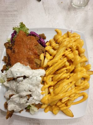 whöner teller at Veganbar in Bremen