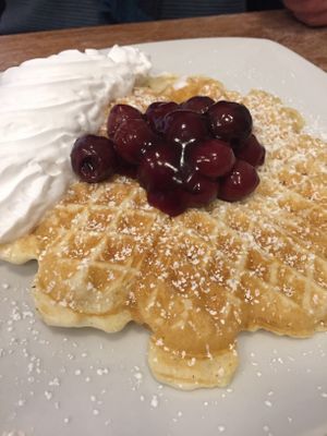 Waffeln at Veganbar in Bremen