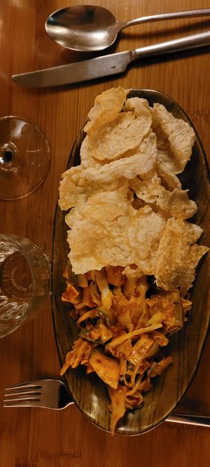 Mango salad in peanut sauce at Sampurna in Amsterdam