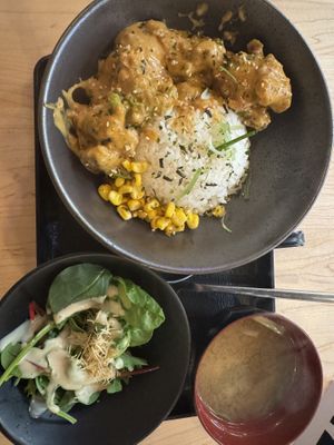 Don comes with miso soup and salad #Veganuary at Wellness Sushi in Denver