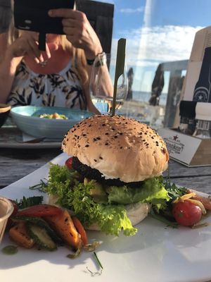 Spicy burger at De Zeemeeuw in Noordwijk