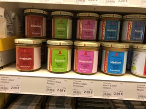 Vegan Spreads   at Bioladen Lebenskunst in Freising