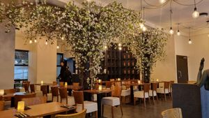 Pretty indoor seating at Thai Square - Covent Garden in London