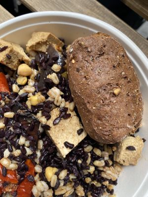 Whole grain bread   at Salad House in Milan
