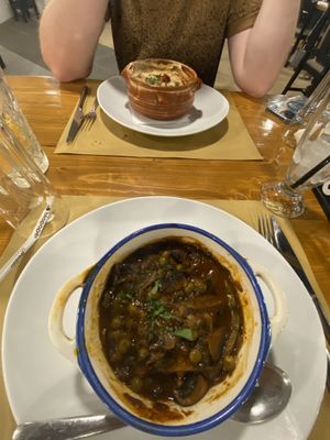 Vegan stifado  at 3 Pigs in Rhodes