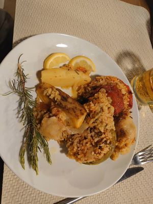 Gemista at 3 Pigs in Rhodes