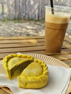 Starter and ice cappuccino at Vegamare in Alghero
