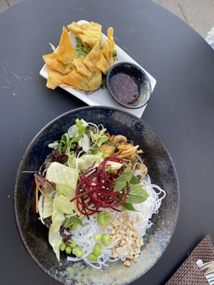 Wantan und Bun  at Veganese Quan Chay in Leipzig