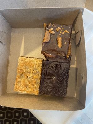 Biscotti, Nutella and Hello Dolly at La Dolce Vita in Oakville