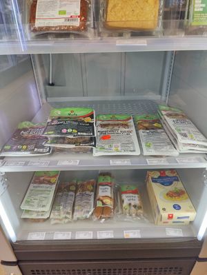 Fleischersatzprodukte at Vita Nova Reformhaus in Karlsruhe