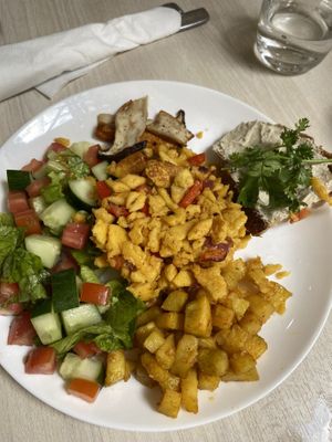 The big breakfast  at KURUMI in Da Nang