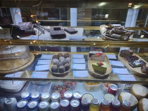 Vegan desserts 🤤🎂 at KURUMI in Da Nang