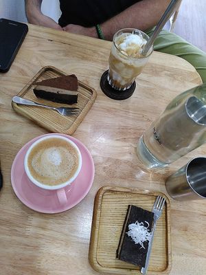 tiramisu (top) and bounty (bottom) at KURUMI in Da Nang