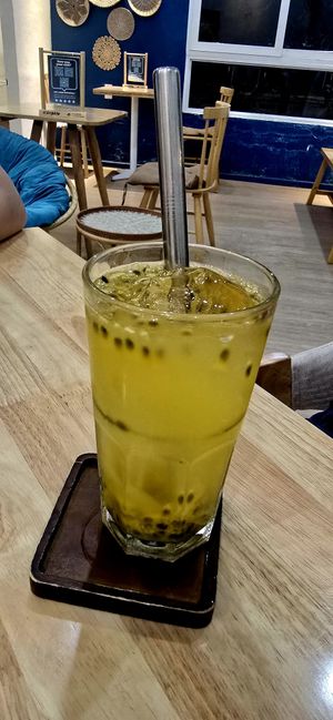 Passionfruit juice at KURUMI in Da Nang