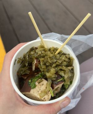   at Zài Dì KāiXīn Dòu Gān 在地開心豆干 in Yuchi