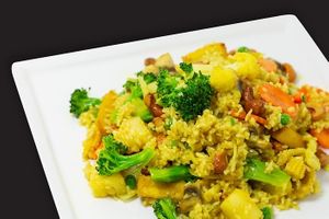 V4. Pineapple fried rice with organic tofu at Bangkok Recipe in Oamaru