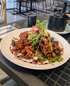Vegan fritters at Hey Joe in Brisbane