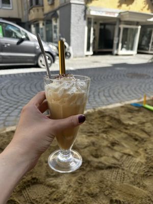 Veganer Eiskaffee 🍦   at D' Eisprinza z' Bludaz in Bludenz