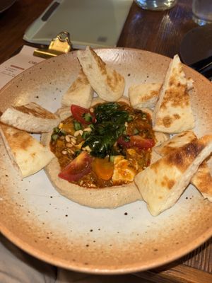 Hummus and bread (very delicious)   at Duli in Shanghai