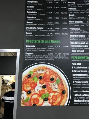 Vegan pizza on the menu at Blondo's Pizza in Hamburg
