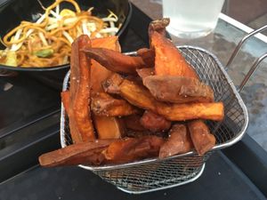 Stir-fried noodles and sweet potato fries at Baotime in Lyon