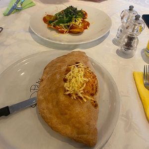 Vegane Calzone und Ravioli mit Spinat   at Ristorante Da Martina in Rottweil