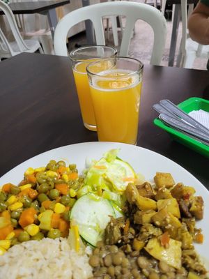 juguitos at Doña María in Cali