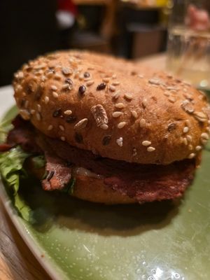 Bagel with Planted.pastrami at Hans Im Glück - Mercedes Platz in Berlin