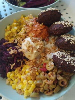  at Tahina Bite in Budapest