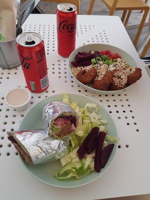  at Tahina Bite in Budapest