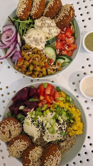 Bowls: Spice it up! and Superfood at Tahina Bite in Budapest