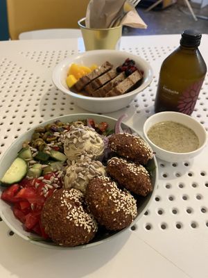   at Tahina Bite in Budapest