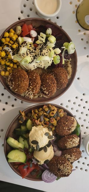  at Tahina Bite in Budapest