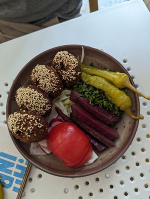 4 piece falafel plate at Tahina Bite in Budapest