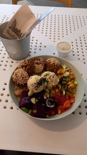  at Tahina Bite in Budapest