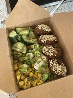 Create it yourself bowl to take away   at Tahina Bite in Budapest