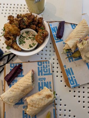 TB Classic sandwiches + Fried Cauliflower with Tahina sauce #Veganuary at Tahina Bite in Budapest