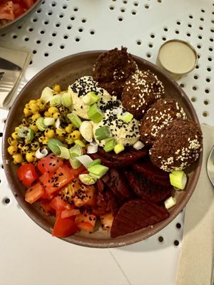   at Tahina Bite in Budapest