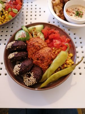  at Tahina Bite in Budapest