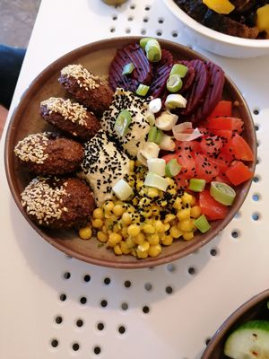  at Tahina Bite in Budapest