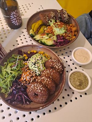  at Tahina Bite in Budapest