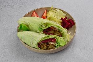 Green wrap  at Tahina Bite in Budapest