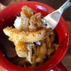 Poutine close-up at Chez Valerie 셰 발레리 in Seoul