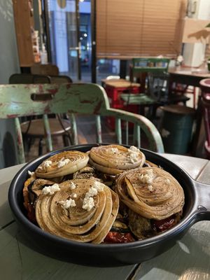 Candiac Pizza! A pizza with grilled onions, zucchinis, and eggplants on a base of homemade tomato sauce. 🍅🍆🧅   at Chez Valerie 셰 발레리 in Seoul