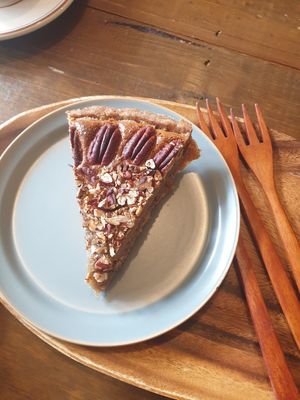 Maple Pecan Pie at Chez Valerie 셰 발레리 in Seoul