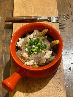 Poutine at Chez Valerie 셰 발레리 in Seoul